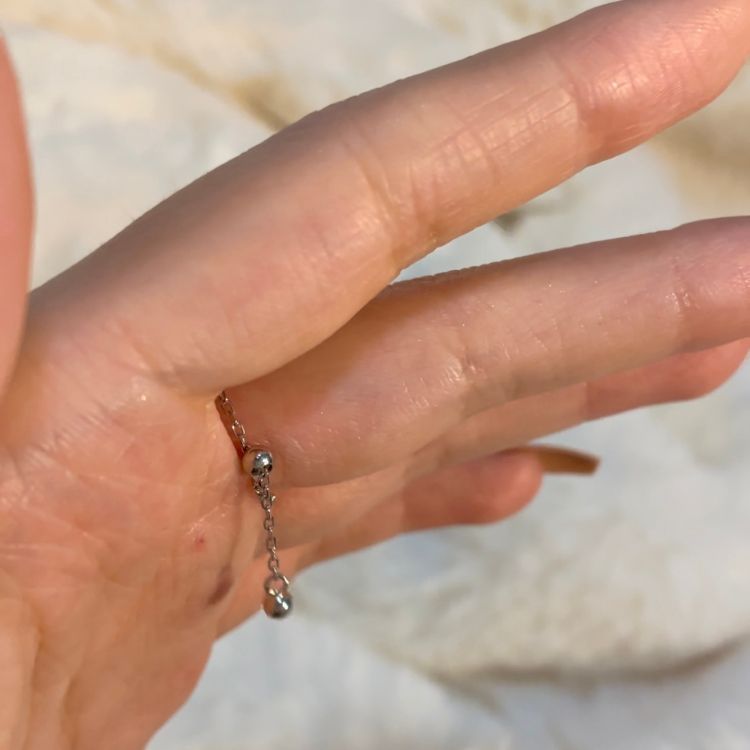 Verstellbarer Ring für Damen mit 925 Sterling Silberkette und Ovalem Zirkonia Stein